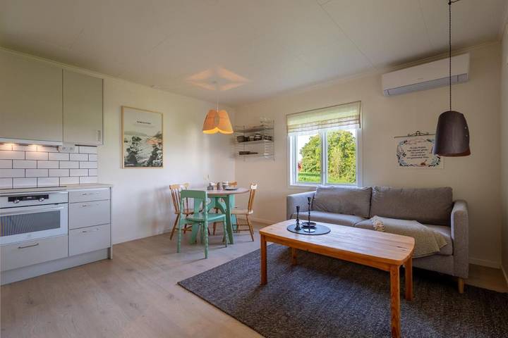 Vakantiepark voor 2 personen, with terras and uitzicht as well as tuin and sauna in Zweden