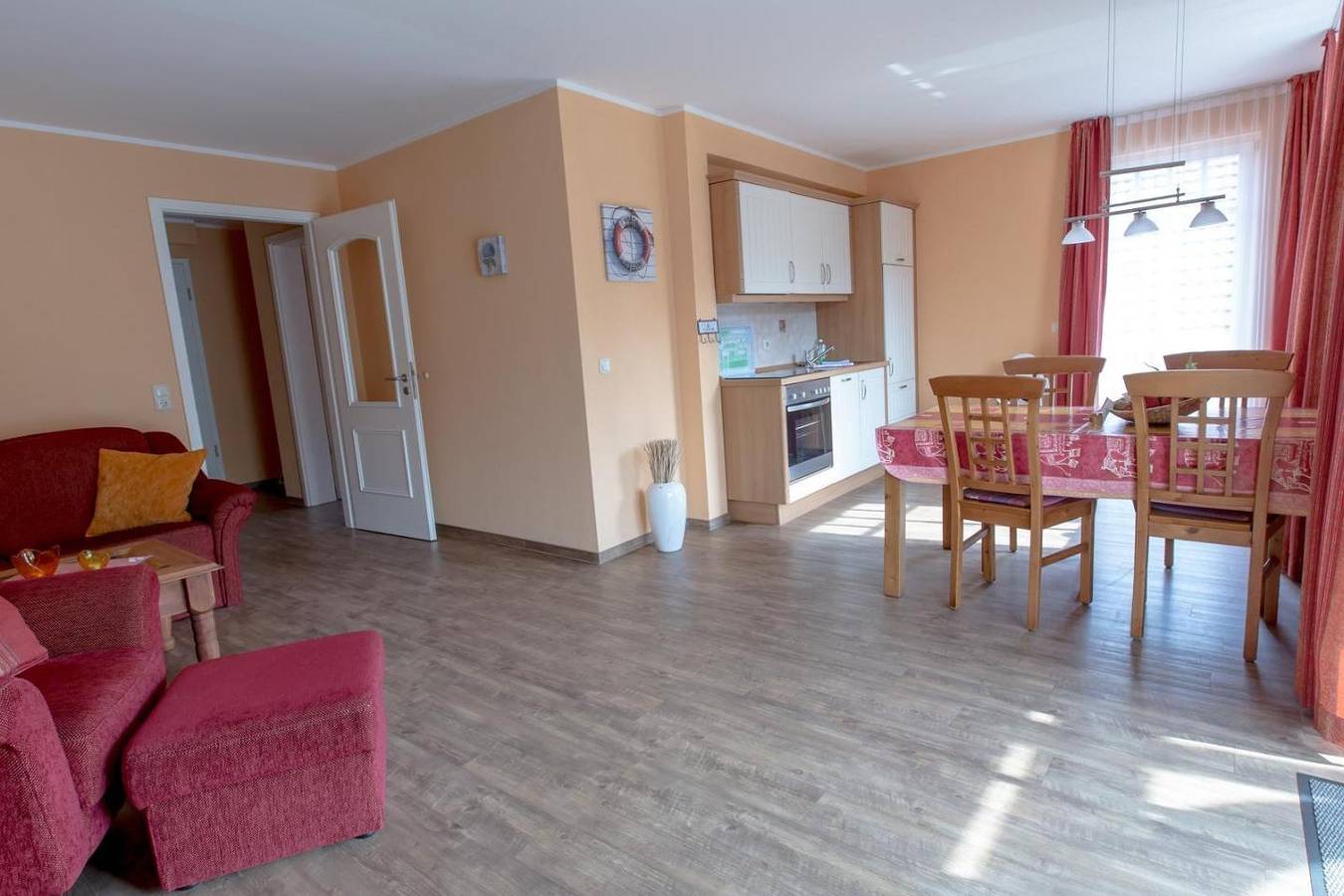 Ganze Wohnung, Willkommen in der Villa Senta. Willkommen im Ostseebad Kühlungsborn. in Ostseebad Kühlungsborn, Kühlungsborn