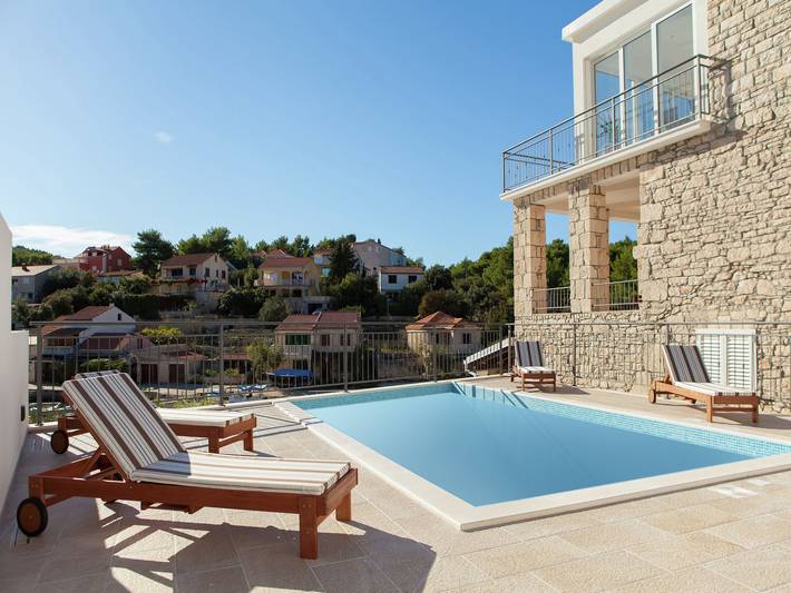 Villa pour 14 personnes, avec terrasse et piscine à Vela Luka
