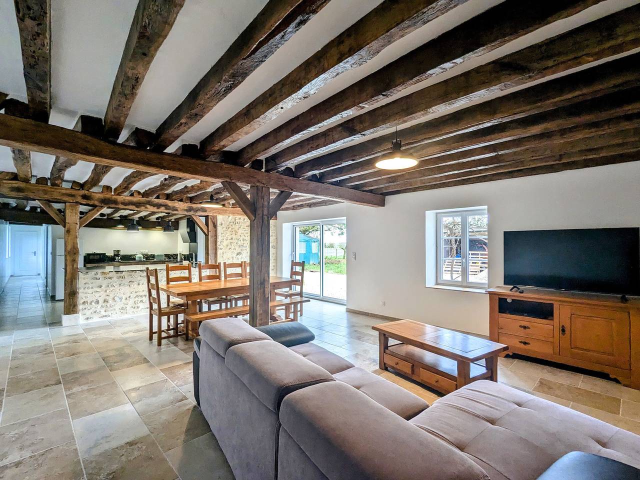 Maison familiale rénovée dans village médiéval in Levroux, Région de Châteauroux
