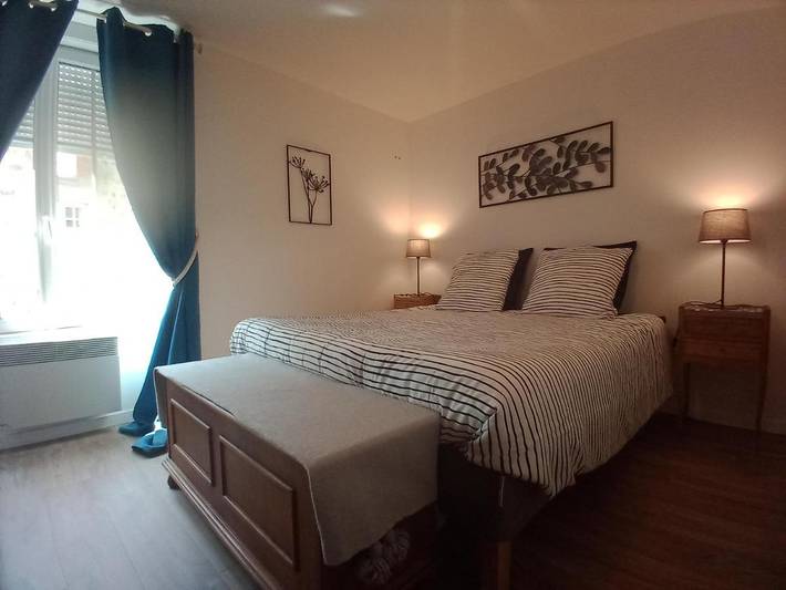 Location de vacances pour 6 personnes, avec jardin à Genêts - 3