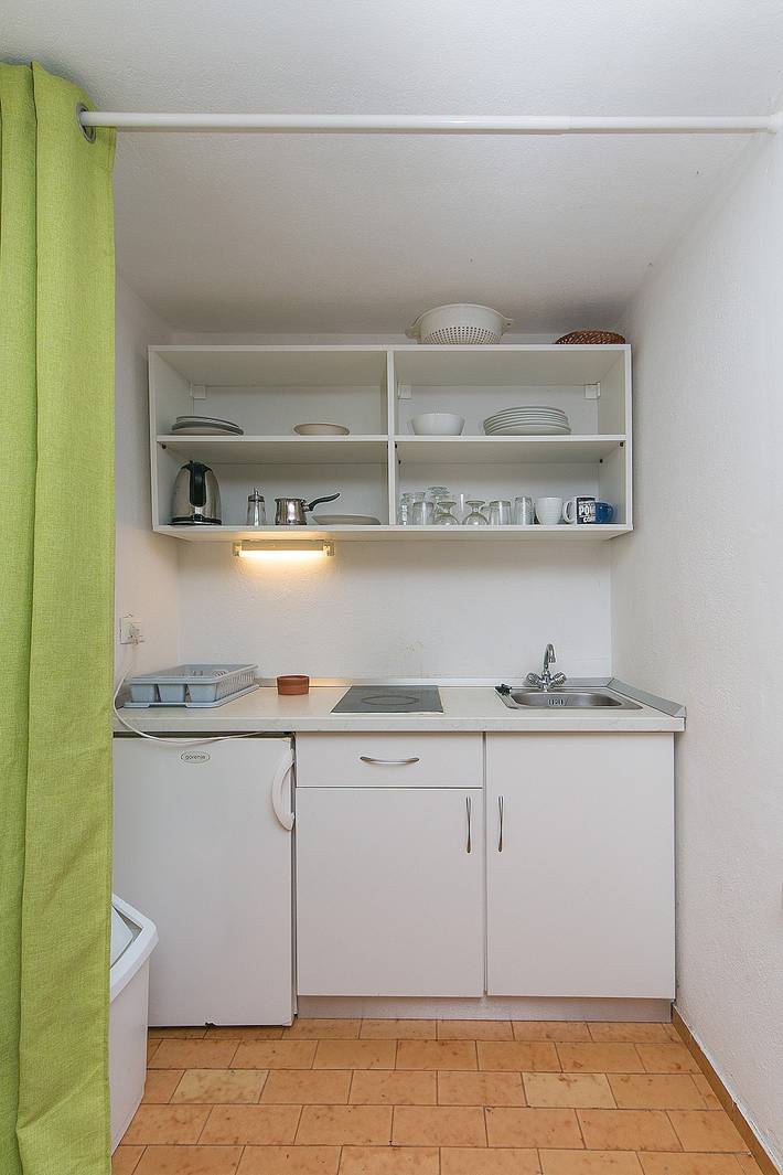 Ganze Wohnung, Studio Appartement am Strand Brela, Makarska -a in Brela, Makarska Riviera
