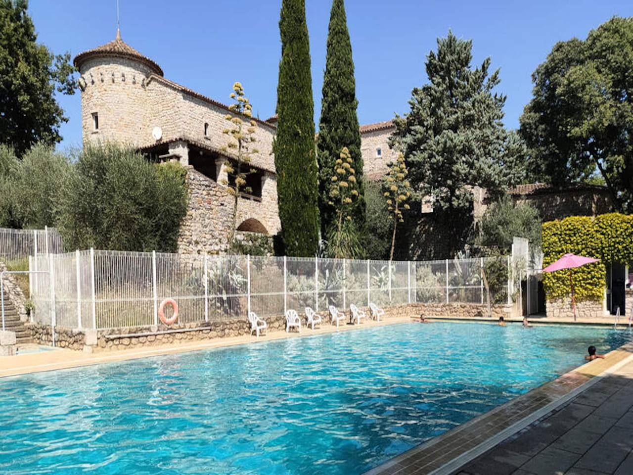 Appartement entier, Appartement en Ardèche près du Parc Cévennes in Berrias-et-Casteljau, Parc national des Cévennes