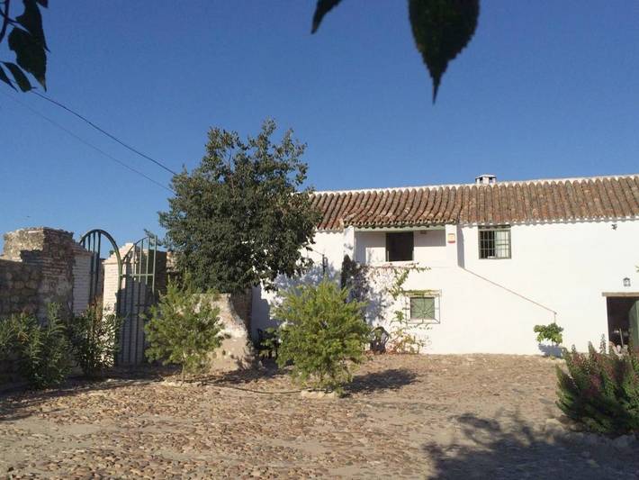 Casa rural para 6 personas, con Terraza y Jardín además de Piscina y Vistas en Almodóvar del Río