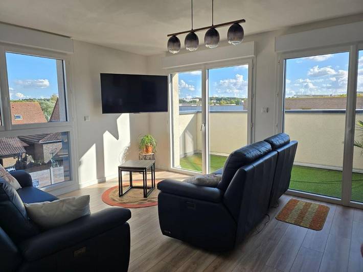 Gîte pour 4 personnes, avec terrasse dans Longuenesse
