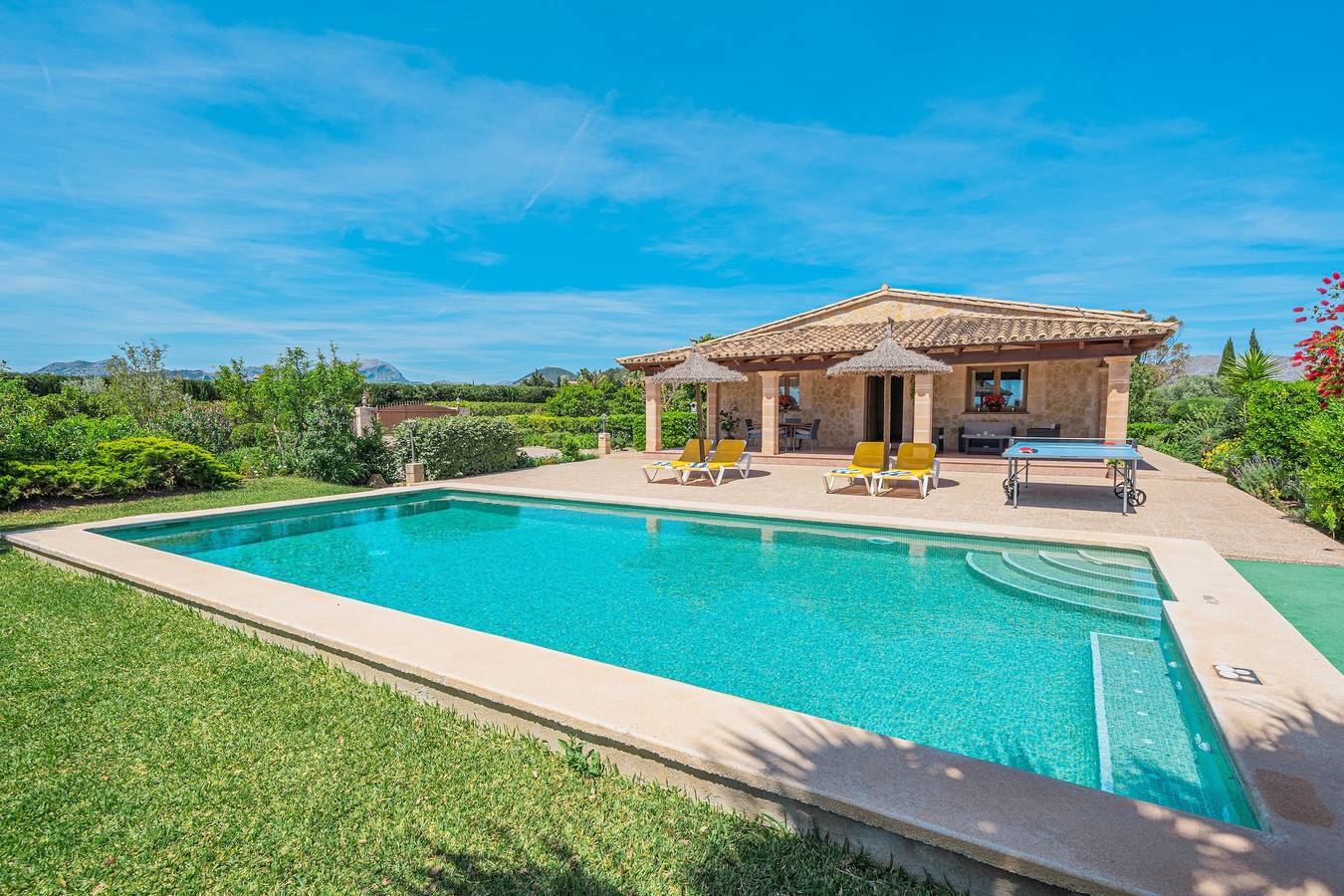 Traditionelle Villa mit privatem Pool, Wlan, Terrasse und Garten in Pollença, Mallorcas Küste