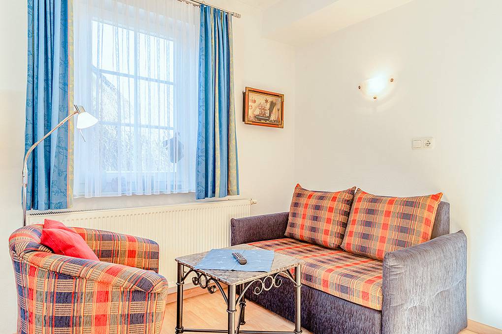 Apartamento vacacional entero, D 099.081 - Haus Kranich, Fewo 2.2 in Middelhagen, Mönchgut