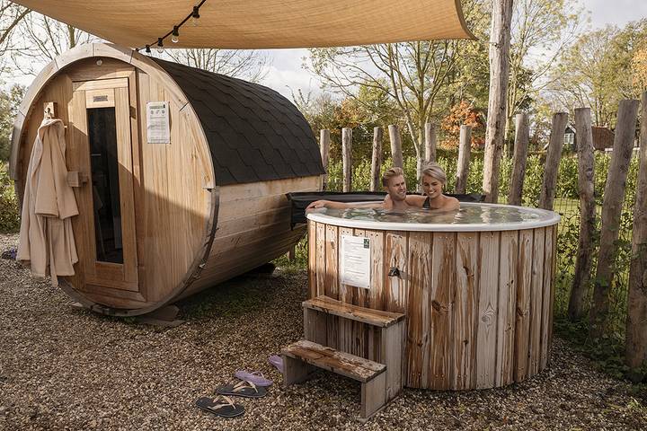 Villa für 6 Personen, mit Garten und Sauna