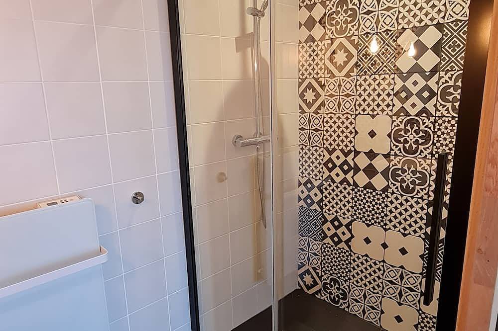 Entire apartment, 2-room terrace in a charming residence in Thuir, Perpignan region
