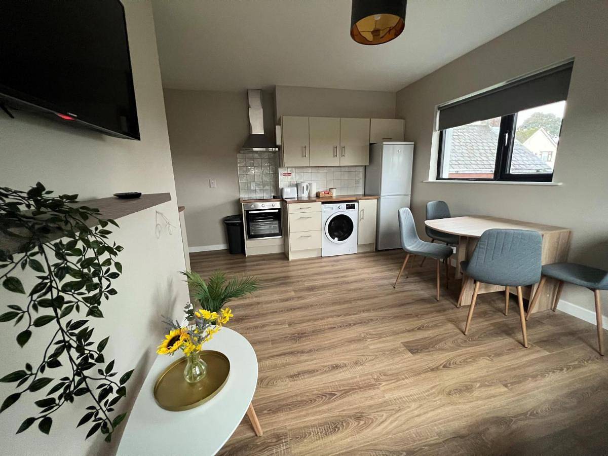 Entire apartment, Top of the Town No.5 in County Cavan