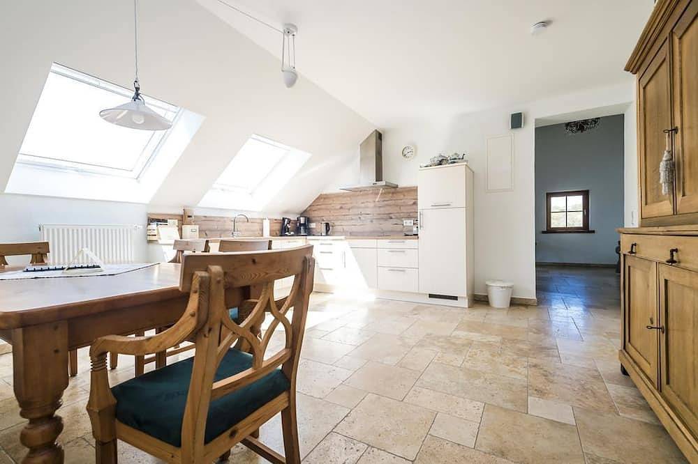 Apartment Schwarzenburg - Hofgut Dösterhof - Holiday apartments in Wadern, Saar-Nahe-Bergland