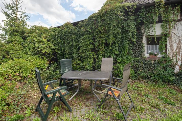Ganze Wohnung, Apartment „Moschusochse“ hinter Aldi. Viel Parkraum für Monteure in Balve, Sorpesee