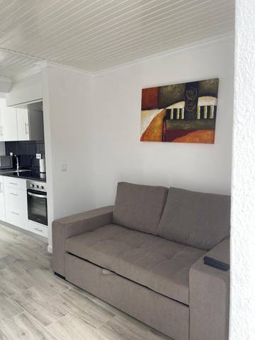 Gîte pour 2 personnes, avec vue et jardin à Horta