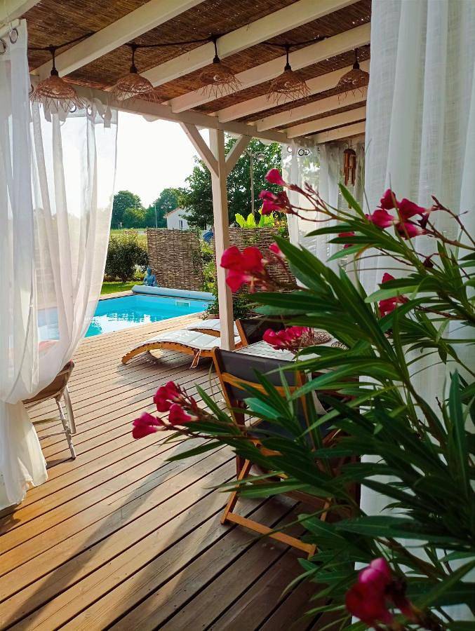 Location de vacances pour 6 personnes, avec vue ainsi que terrasse et piscine dans Lac d'Arjuzanx - 3