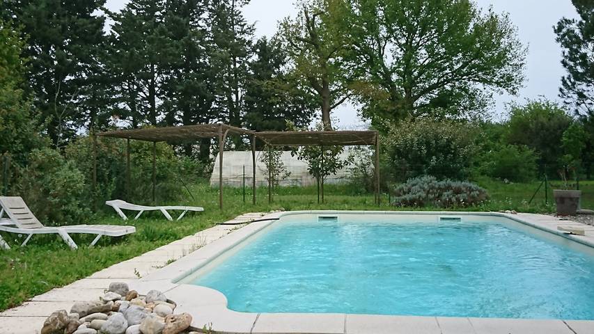 Chambre d’hôte pour 2 personnes, avec piscine et jardin, animaux acceptés dans le Vaucluse - 4