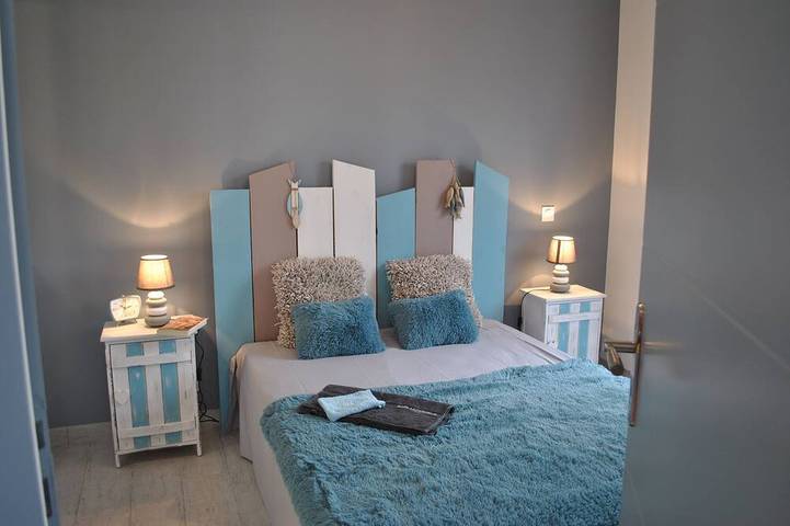 Location de vacances pour 6 personnes, avec terrasse et jardin dans Plage des Sables-Vignier - 2