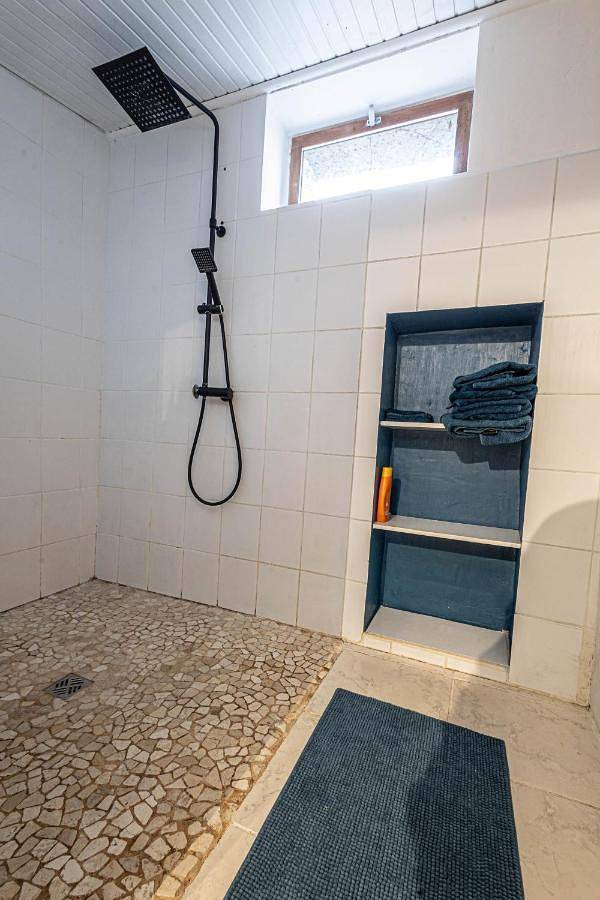 Location de vacances pour 7 personnes, avec jardin à Berson - 3