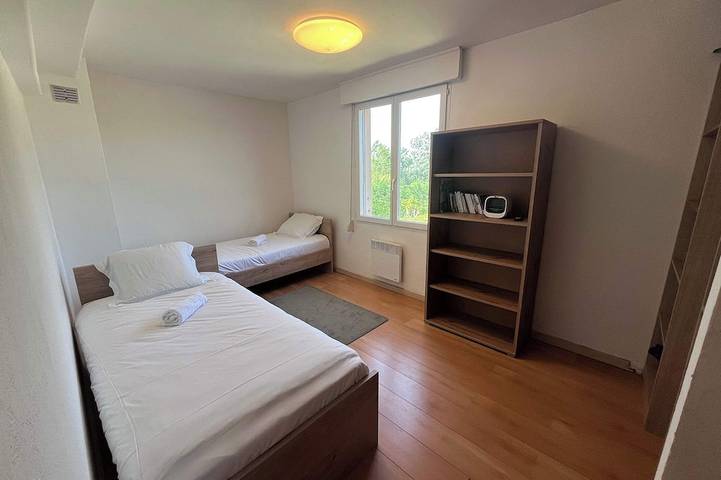 Location de vacances pour 6 personnes, avec jardin et balcon à Montrabé - 4