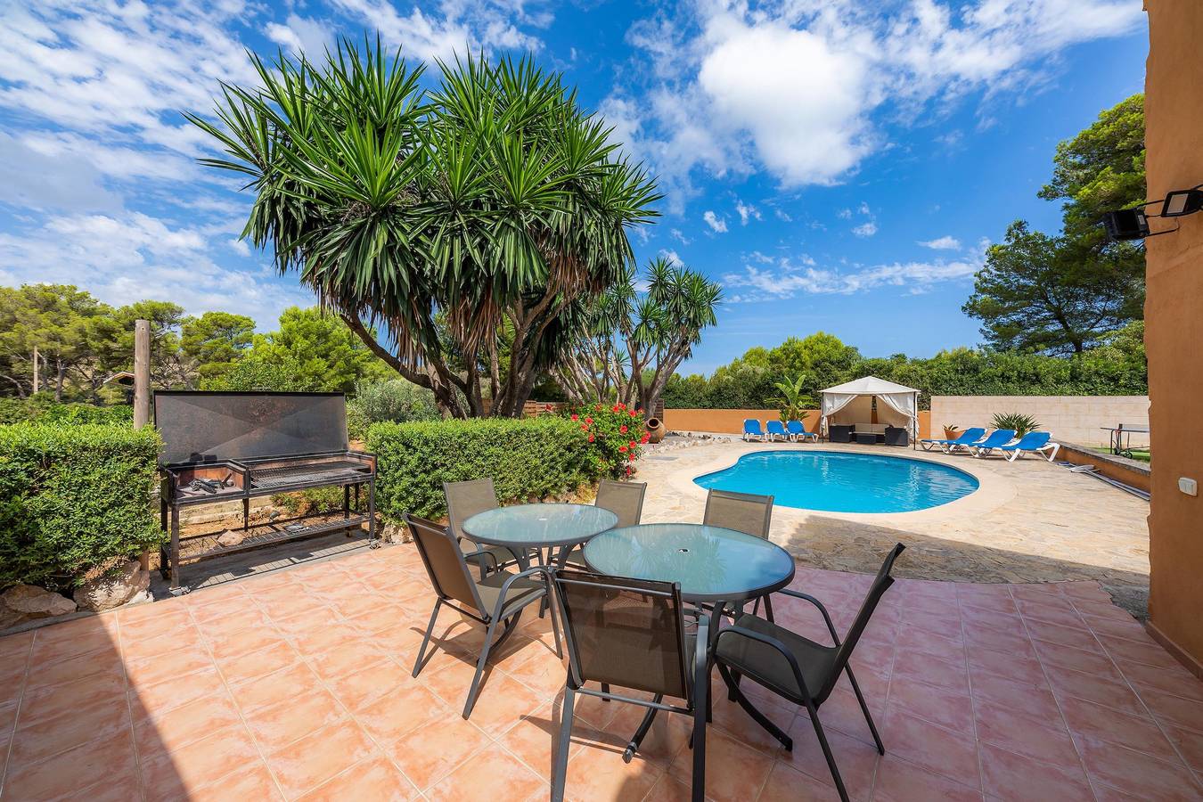 Ferienhaus Finca Can Sito mit Bergblick, Pool, Wlan, Garten und Terrasse in Cala Mesquida, Capdepera