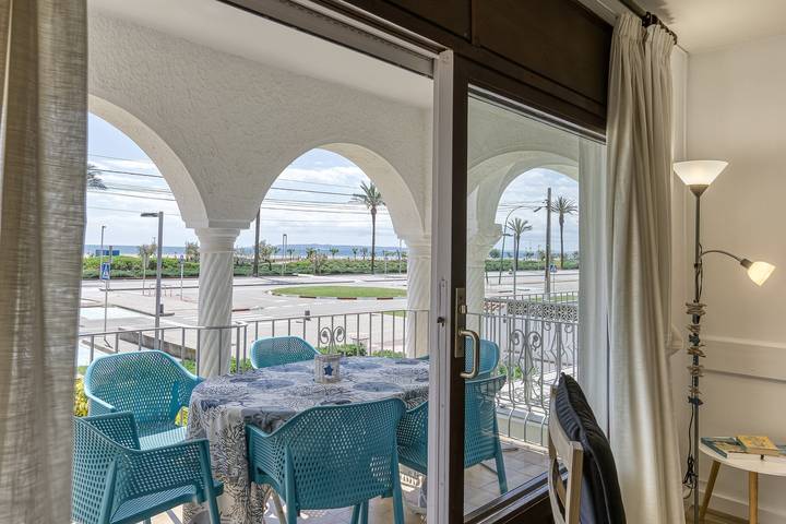 Ganze Wohnung, Apartment 'Big Salins' mit Meerblick, Wlan und Klimaanlage in Empuriabrava, Oberampurien