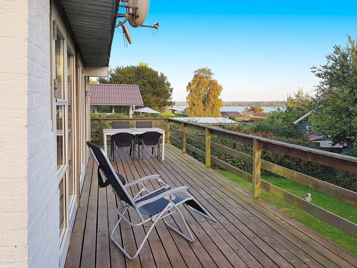 Ferienhaus für 8 Personen, mit Terrasse und Balkon/Terrasse in Høll - 2