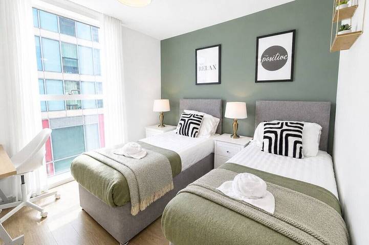 Ganze Wohnung, 2 Bedroom 2 Bathroom Apartment in City Centre in Milton Keynes, Südostengland