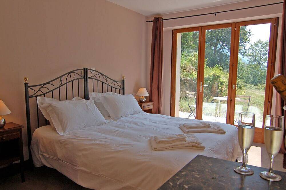 Luxueux manoir en bord de rivière, à 35 min de Nice in Cipières, Région de Cannes