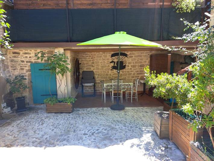 Location de vacances pour 2 personnes, avec vue et terrasse à Sévérac-l'Église - 4