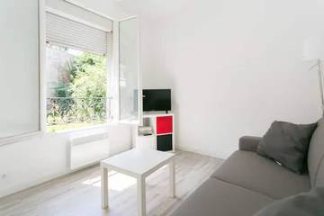 Appartement De Vacances pour 2 Personnes dans Ivry-sur-Seine, Val-de-Marne, Photo 3