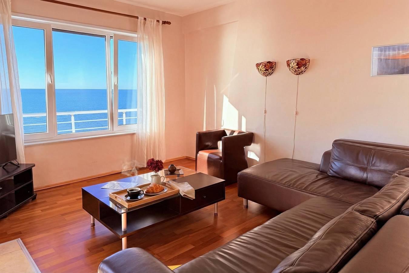 Ganze Wohnung, Beachfront Apartment In Durres 072 in Durrës, Albanien