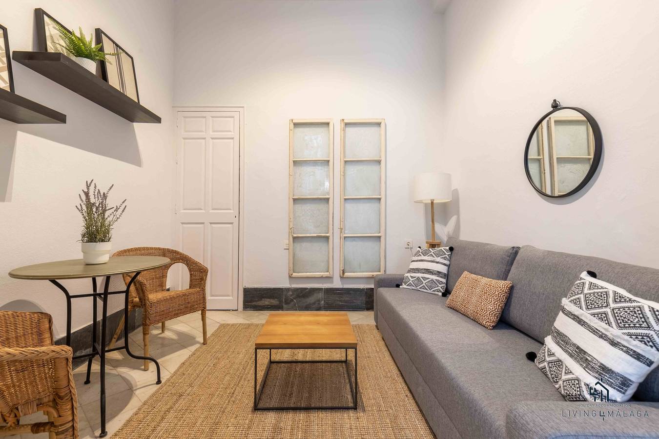 Entire vacation apartment, Living4malaga Stylish Monroy in Malaga Centro Historico, Malaga