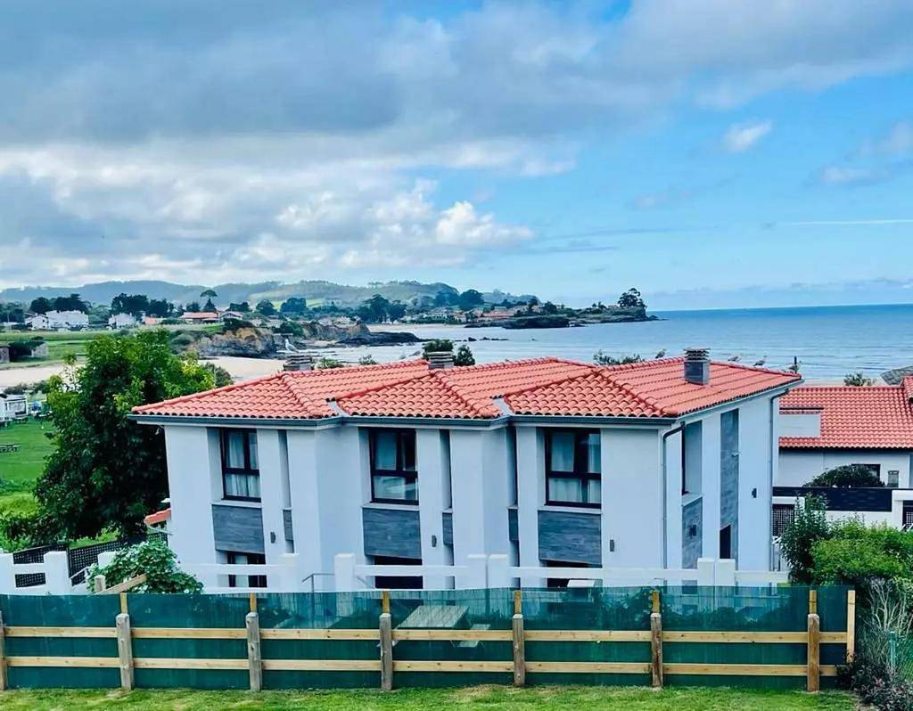 Apartamento entero, Apartamentos Playa de la Espasa in Caravia, Costa Verde