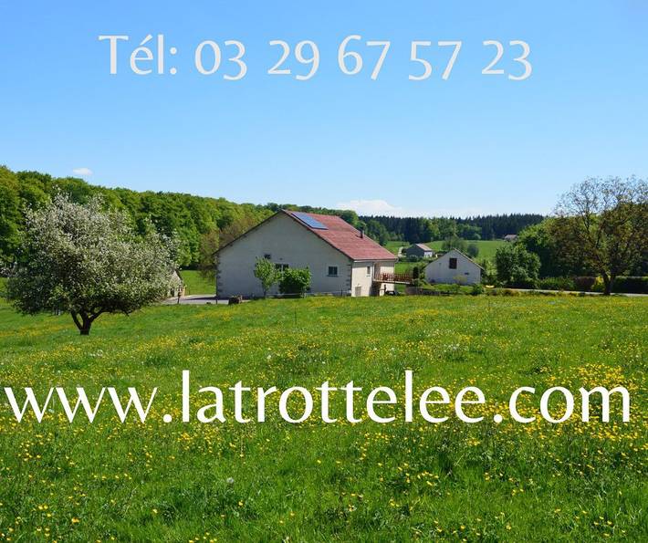 Cottage pour 2 personnes, avec jardin et jacuzzi à Bellefontaine (Vosges)