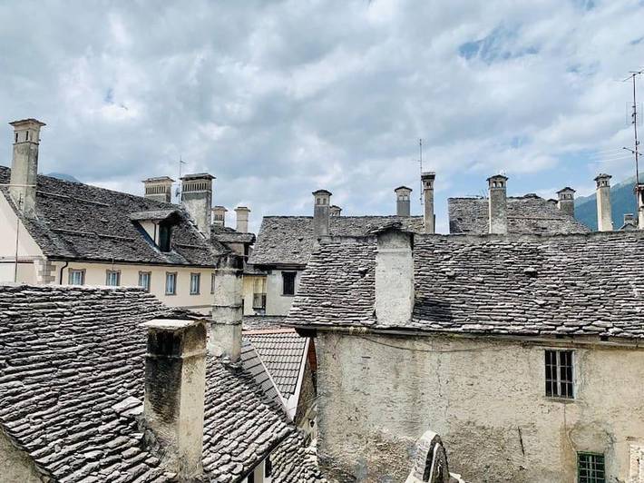 Gîte pour 6 personnes, avec vue et balcon, adapté aux familles à Craveggia