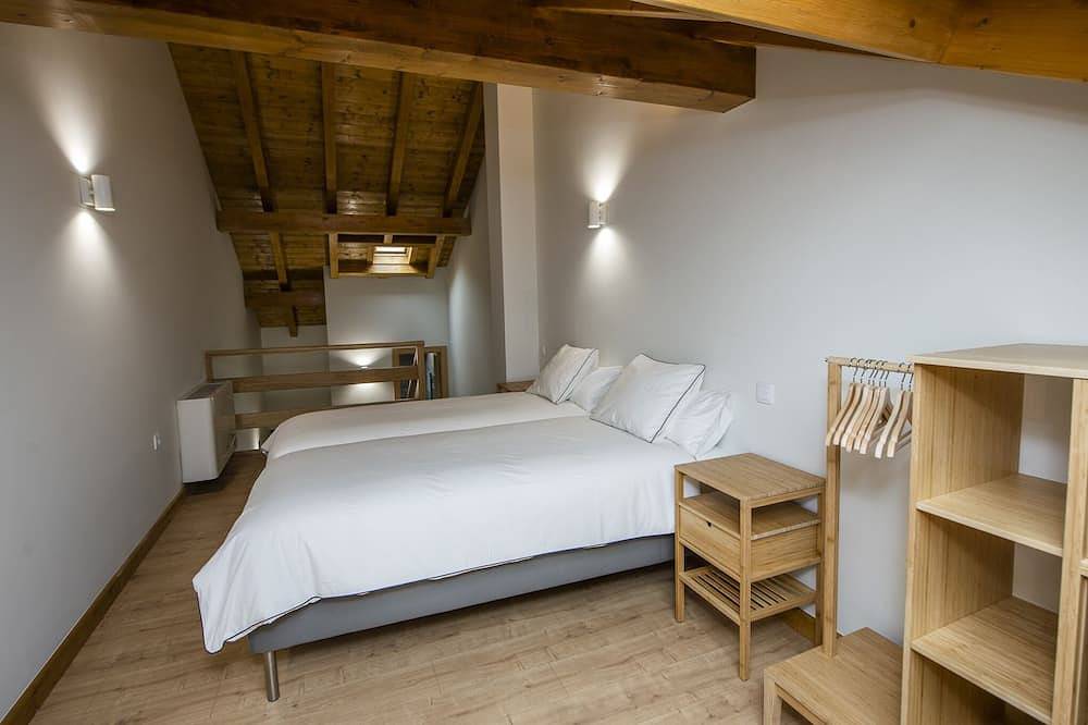 Ganze Wohnung, Duplex-Standard-Ensuite mit Dusche-Bergblick in Cillorigo de Liébana, Cordillera Cantábrica