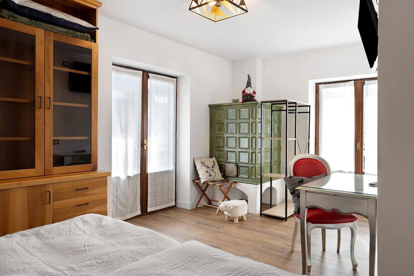 Entire apartment, Room 'Bed and Breakfast Pellizzano' in Pellizzano, Ortler Alps