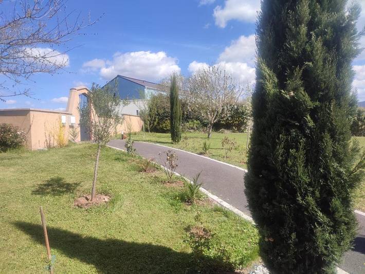 Location de vacances pour 10 personnes, avec terrasse et vue à Saint-Georges-lès-Baillargeaux - 4