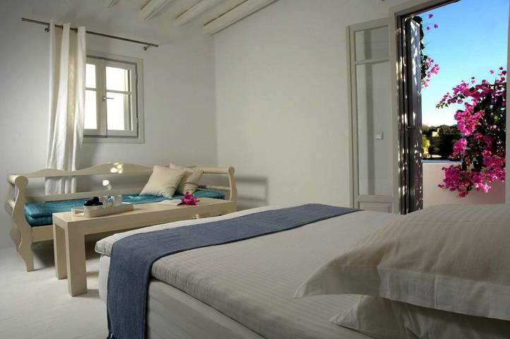 Appart’hôtel pour 4 personnes, avec piscine ainsi que jardin et vue, animaux acceptés