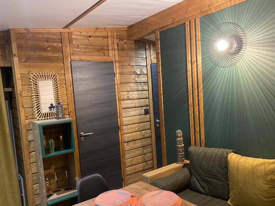 Camping Ensoya - Mobilhome 4 personas - La Clairiere Seasonova - Cabaña de firma, jacuzzi privado, aire acondicionado in Sigean, Region de Narbonne