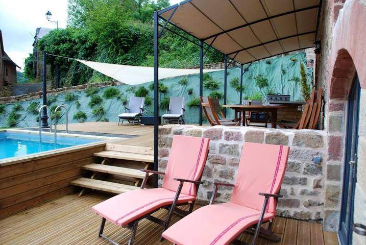 Location de vacances pour 9 personnes, avec piscine à Noailhac - 2