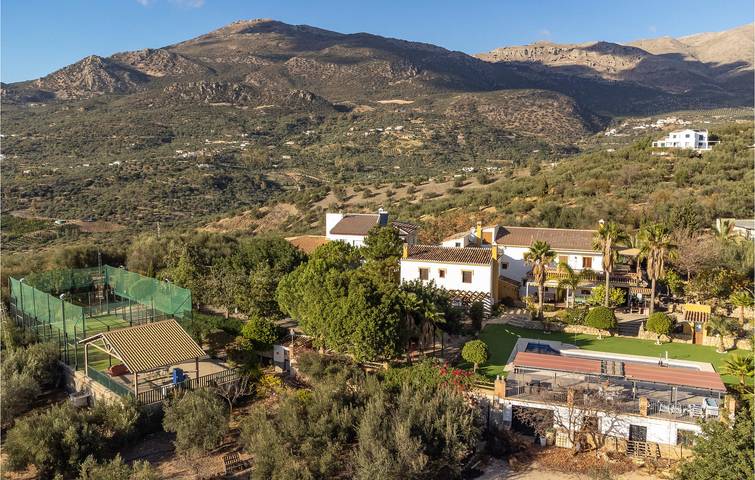 Casa rural para 18 personas, con Terraza en Periana
