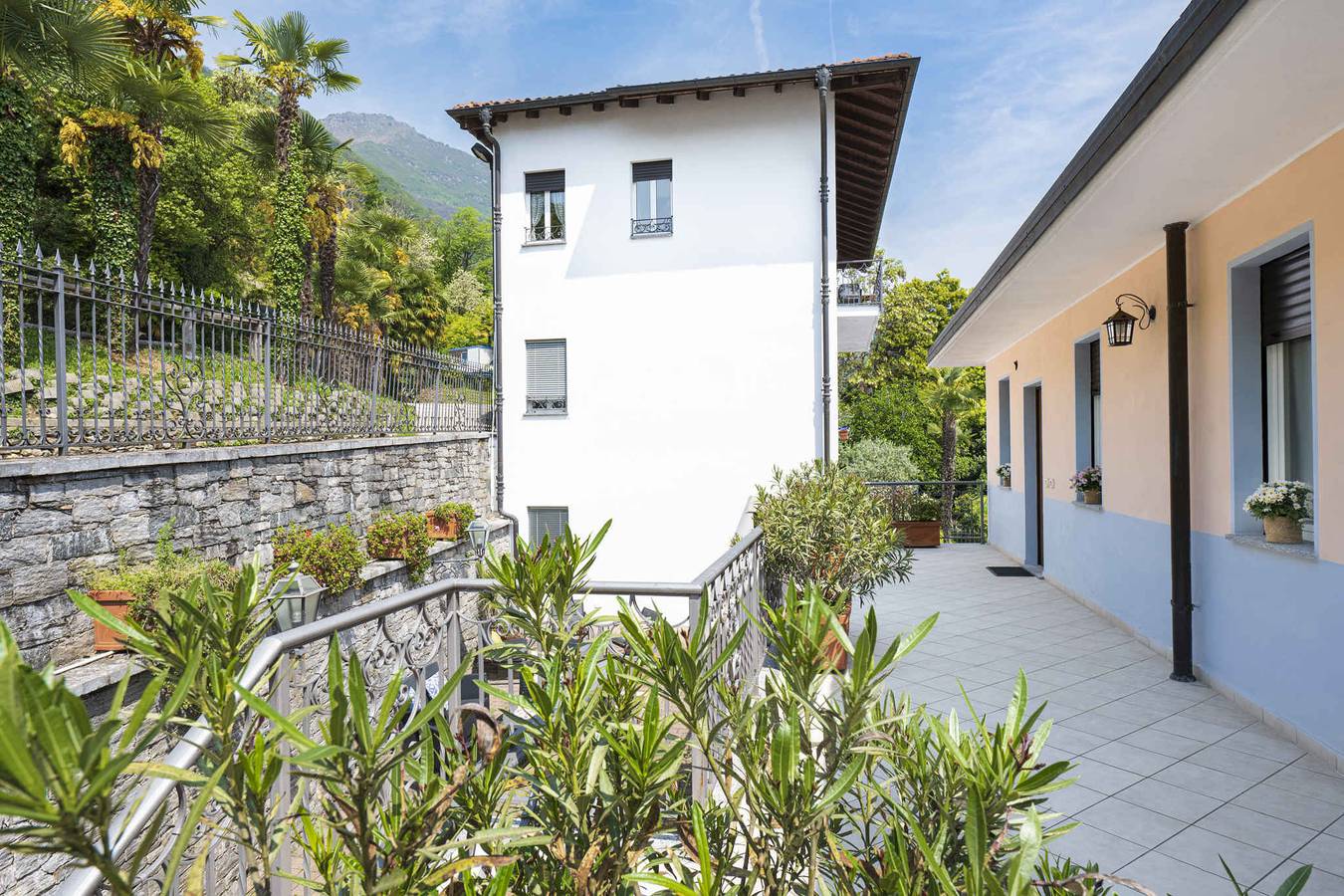 Ganze Ferienwohnung, Ferienwohnung mit Balkon oder Terrasse, Privatstrand und Parkplatz in Oggebbio Gemeinde, Lago Maggiore (Piemont)