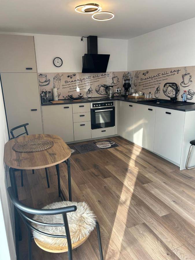 Ganze Wohnung, Ferienwohnung Ambiente 1 in Naumburg (Hessen), Hessisches Bergland