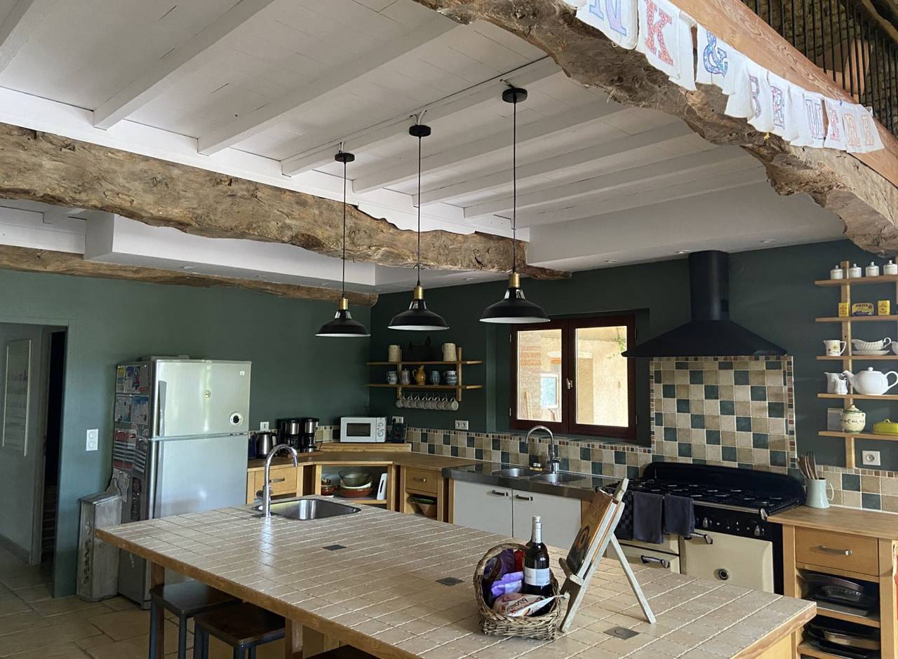 La Rivière Vacances, maison de charme pour groupes in L'Isle-en-Dodon, Haute-Garonne