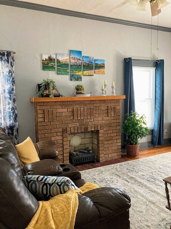 Entire house for your family while on vacation or extended work stay. in Hutchinson, Reno County