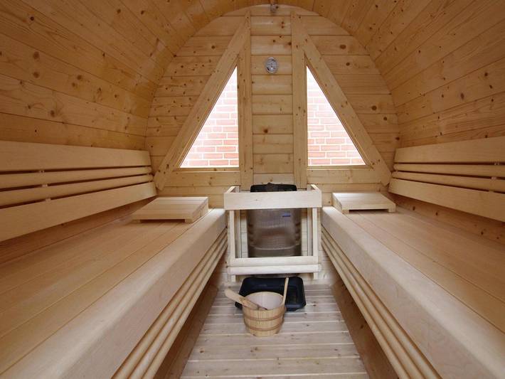 Ferielejlighed for 2 personer, med balkon og sauna samt pool på Sild (ø)