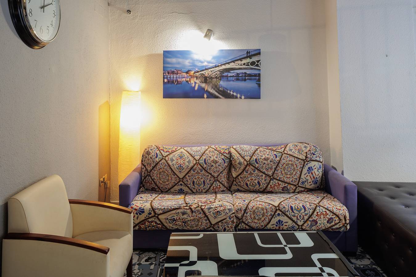 Ganze Wohnung, Apartment 'Gavidia Center Premium Suites' mit Wlan und Klimaanlage in Casco Antiguo, Sevilla