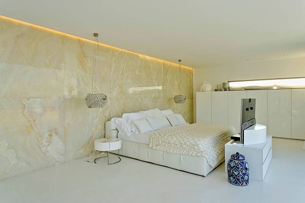 Oasis of Luxury & Style, Premier Gated Community, Incredible Vibe, Sea Views in Vista Alegre (Ibiza), Sant Josep de sa Talaia
