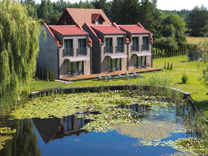 Dom dla 6 osób, z Taras i Ogród oraz Sauna i Widok na jezioro w Ogonki