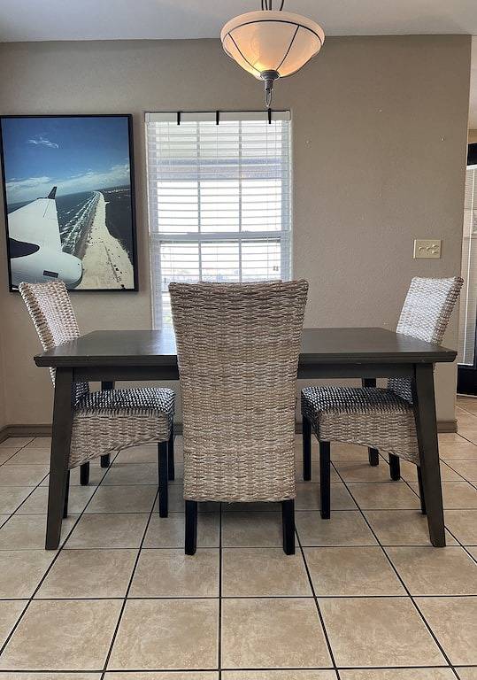 Sandbar Bungalow-2 bedroom- Central Location, Near the Beach, & Dog Friendly! in Port Aransas, Mustang Island